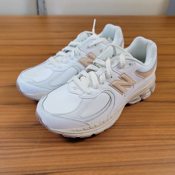 New Balance | Shoes | New Balance 202r Big Kid Moonbeam  display picture 2